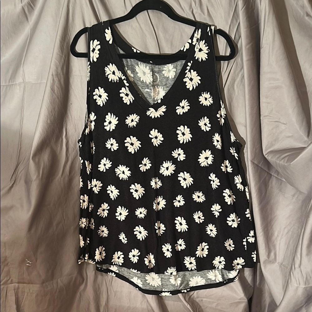 Maurices Black and White Sleeveless Tank Top